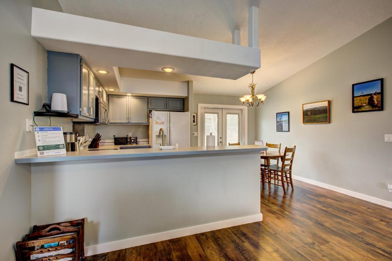 Hello Dolly! 3 Beds, 2 Bath, 2 Tv'S, Fireplace, Quiet Neighborhood In Star, Id Minutes From Walking Trails And River Views Eagle Buitenkant foto